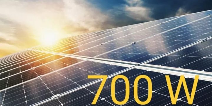 Fahrbarer Kachelofen heizt mit Sonne statt mit Holz